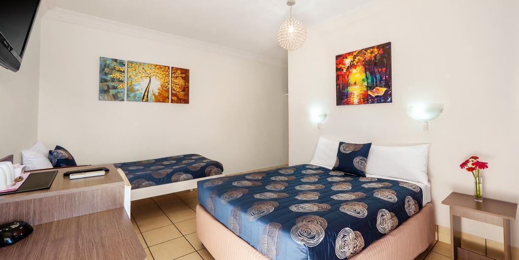 Bilinga Beach Motel Coolangatta Ngoại thất bức ảnh